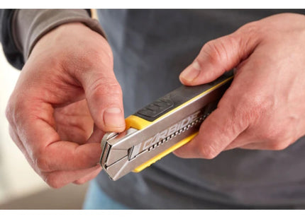 STANLEY CUTTER FATMAX PER LAME DA MM18