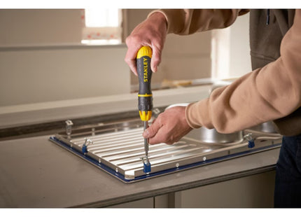 STANLEY PORTAINSERTI BITS MAGNETICO A CRICCHETTO CON 10 INSERTI BITS