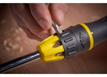 STANLEY PORTAINSERTI BITS MAGNETICO A CRICCHETTO CON 10 INSERTI BITS