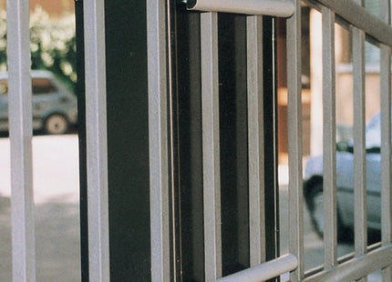 ALUBOX TRAVERSINI IN ALLUMINIO FISSAGGIO CASSETTE SU RECINZIONE A COPPIA