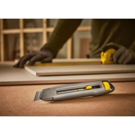 STANLEY CUTTER INTERLOCK 18 IN METALLO PER LAME DA MM18