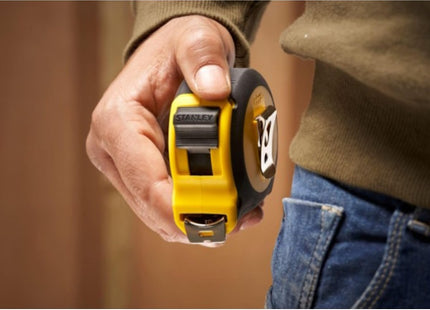 STANLEY FLESSOMETRO TYLON CASSA IN ABS ANTIURTO MT 8 NASTRO MM25