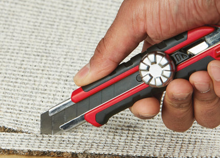 MILWAUKEE CUTTER CON LAMA A SETTORI