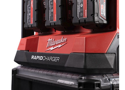 MILWAUKEE PACKOUT CARICABATTERIE MULTIPLO ART. M18 PC6