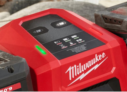 MILWAUKEE CARICABATTERIE SIMULTANEO SUPER RAPIDO 18V ART. M18 DBSC