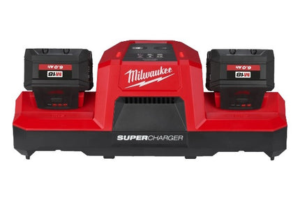 MILWAUKEE CARICABATTERIE SIMULTANEO SUPER RAPIDO 18V ART. M18 DBSC