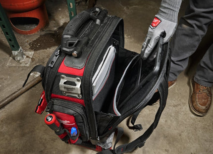 MILWAUKEE PACKOUT ZAINO RIGIDO