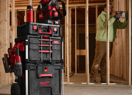 MILWAUKEE PACKOUT CASSETTIERA CON RUOTE