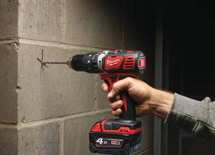 MILWAUKEE TRAPANO AVVITATORE CON PERCUSSIONE A BATTERIA M18 BPD-0