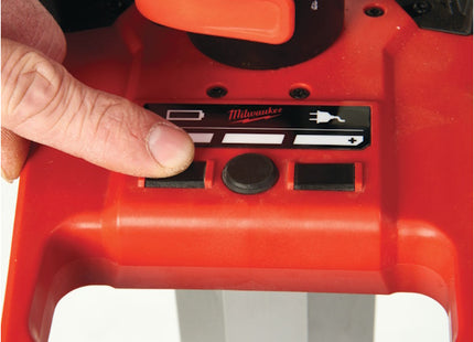 MILWAUKEE TORRE FARO LED MULTIDIREZIONALE CON TREPPIEDE MOD. M18 HSAL-0*