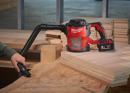 MILWAUKEE ASPIRATORE A BATTERIA COMPATTO M18 CV-0