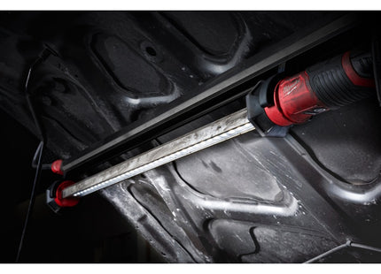 MILWAUKEE LAMPADA LED SOTTOCOFANO 1350L MOD. M12 UHL-0 (V1/23)