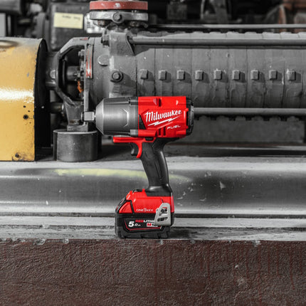 MILWAUKEE AVVITATORE IMPULSI 3/4"A BATTERIA M18 ONEFHIWF34-502X (V1/23)
