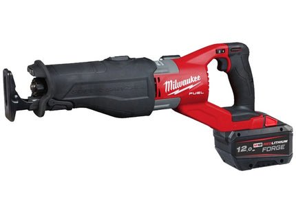 MILWAUKEE SUPER SEGA DIRITTA A BATTERIA M18 FSX-121C