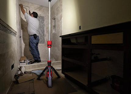 MILWAUKEE TORRE FARO LED CON TREPPIEDE MOD. M12 SAL-0 (V1/23)