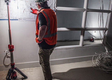 MILWAUKEE TORRE FARO LED CON TREPPIEDE MOD. M12 SAL-0 (V1/23)