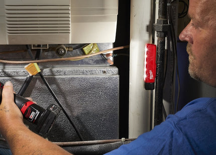 MILWAUKEE TORCIA LED TASCABILE 300L MOD. FL-LED (V1/23)