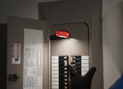 MILWAUKEE TORCIA LED TASCABILE 300L MOD. FL-LED (V1/23)