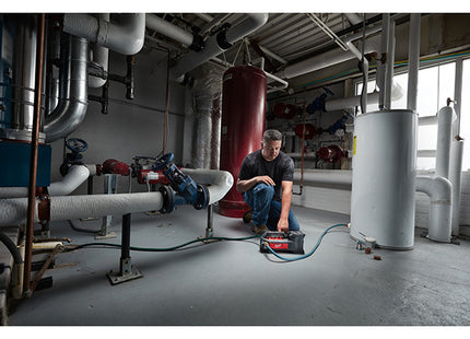 MILWAUKEE POMPA A BATTERIA PER ACQUE CHIARE M18 BTP-0