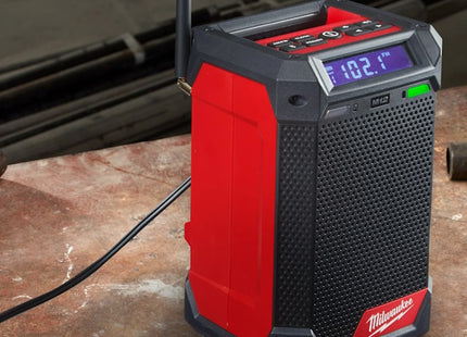 MILWAUKEE RADIO A BATTERIA DAB+ ART. M12 RCDAB+-0(V1/23)