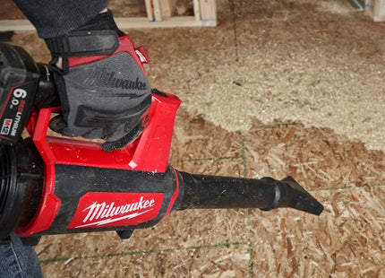 MILWAUKEE SOFFIATORE COMPATTO A BATTERIA M12 BBL-0(V1/23)