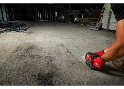 MILWAUKEE LASER VERDE A 2 LINEE CON PIOMBO M12 CLLP-301C(V1/23)