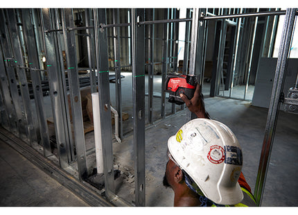 MILWAUKEE LASER VERDE A 2 LINEE CON PIOMBO M12 CLLP-301C(V1/23)