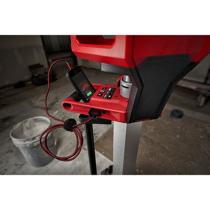 MILWAUKEE TORRE FARO LED CON TREPPIEDE MOD. M18 HOSALC-0 (V1/23)