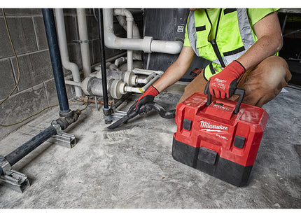 MILWAUKEE ASPIRATORE A BATTERIA SOLIDI/LIQUIDI M12 FVCL-0(V1/23)