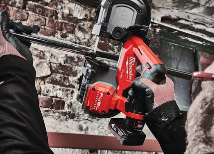 MILWAUKEE SEGA A NASTRO A BATTERIA M12 FBS64-402C