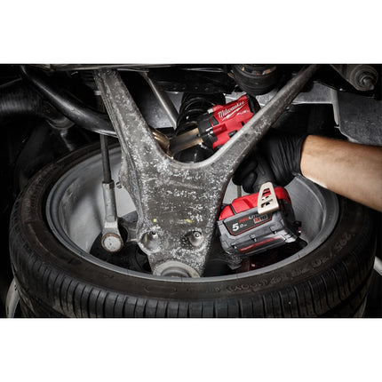 MILWAUKEE AVVITATORE IMPULSI DA 1/2" A BATTERIA M18 FIW2F12-502X (V1/23)