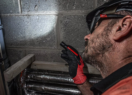 MILWAUKEE TORCIA LED COMPATTA RICARICABILE USB MOD. IR FL500