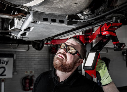 MILWAUKEE LAMPADA SOTTOSCOCCA 1.200L MOD. M12 UCL-0