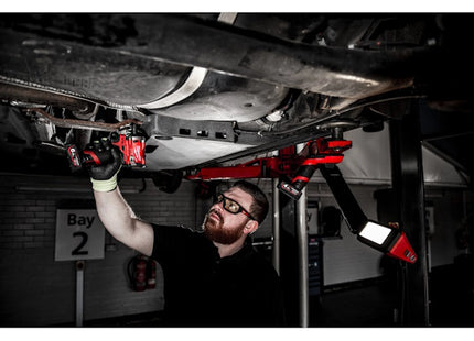 MILWAUKEE LAMPADA SOTTOSCOCCA 1.200L MOD. M12 UCL-0