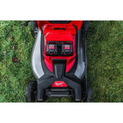 MILWAUKEE RASAERBA A BATTERIA M18 F2LM53-122(V1/23)