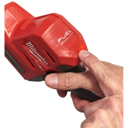 MILWAUKEE TAGLIASIEPI COMPATTO A BATTERIA M12 FHT20-0