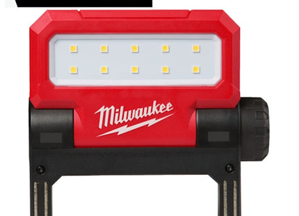 MILWAUKEE TORCIA LED TASCABILE 550L RICARICA USB MOD. L4 FFL-301(V1/23)