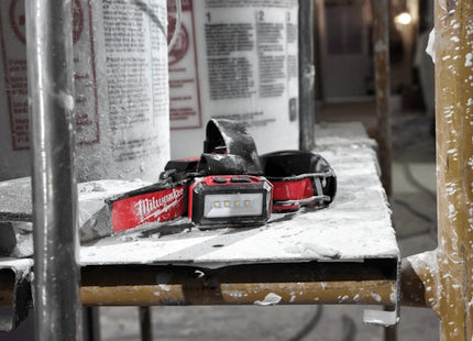 MILWAUKEE TORCIA FRONTALE LED 600L MOD. L4 HLRP-301 (V1/23)