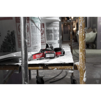 MILWAUKEE TORCIA FRONTALE LED 600L MOD. L4 HLRP-301 (V1/23)