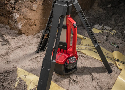 MILWAUKEE TORRE FARO LED MULTIDIREZIONALE CON TREPPIEDE MOD. M18 SAL2-0