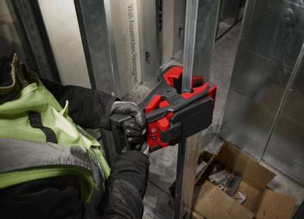 MILWAUKEE FARO LED CON TESTA DIREZIONABILE MOD. M18 PAL2-0