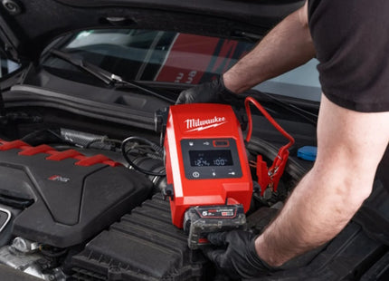 MILWAUKEE AVVIATORE BOOSTER PER AUTO M18 JS2000-0