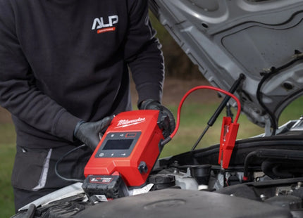 MILWAUKEE AVVIATORE BOOSTER PER AUTO M18 JS2000-0