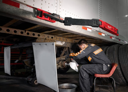 MILWAUKEE LAMPADA SOTTOSCOCCA PER MEZZI PESANTI MOD. M18 ABL-0