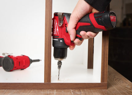 MILWAUKEE TRAPANO AVVITATORE A BATTERIA M12 BLDDRC-0