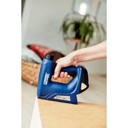 RAPID GRAFFATRICE A BATTERIA BTX530 PER CHIODI N.8/15 GRAFFE N.53/6-14