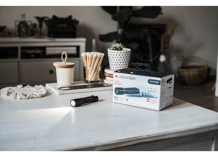 LED LENSER TORCIA LED A BATTERIA MOD. P 3 CORE*