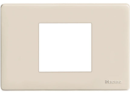 BTICINO MAGIC PLACCA 2 POSTI CENTRATI COLORE AVORIO