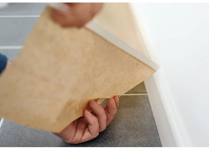 TESA CARTA CON NASTRO PER MASCHERATURA EASY COVER MM 180X20MT AVANA