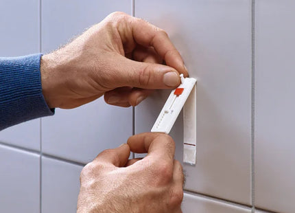 TESA CHIODI ADESIVI REGOLABILI PER PIASTRELLE PORTATA KG3 COLORE BIANCO